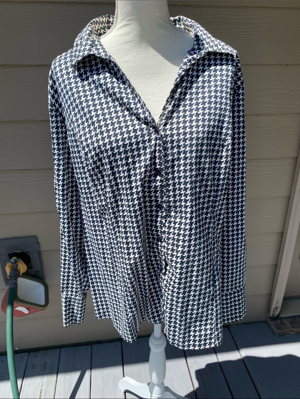 4/$20 Lane Bryant button down top 3x